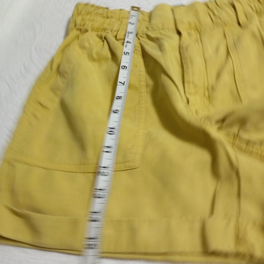 Banana Republic Women's Lime Green Paper Bag Waist Shorts Size 4 slash pockets - Picture 8 of 10